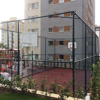 Basketbol Sahası 915