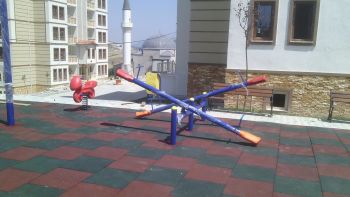 Metal Çocuk Oyun Grubu 916