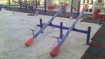 Metal Çocuk Oyun Grubu 916