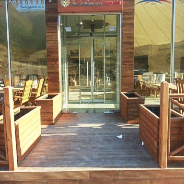 Ahşap Saksı 9220